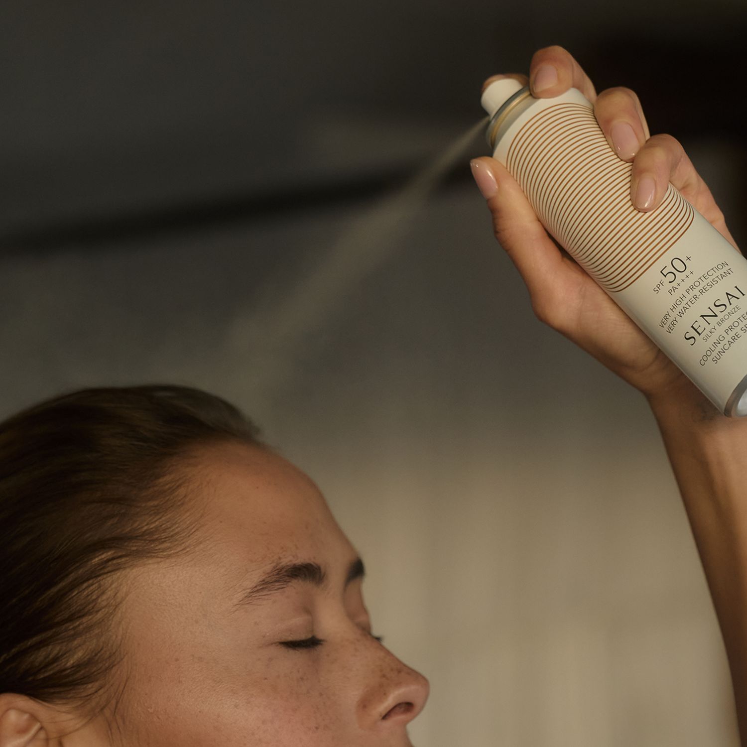 Cooling Protective Suncare Spray
