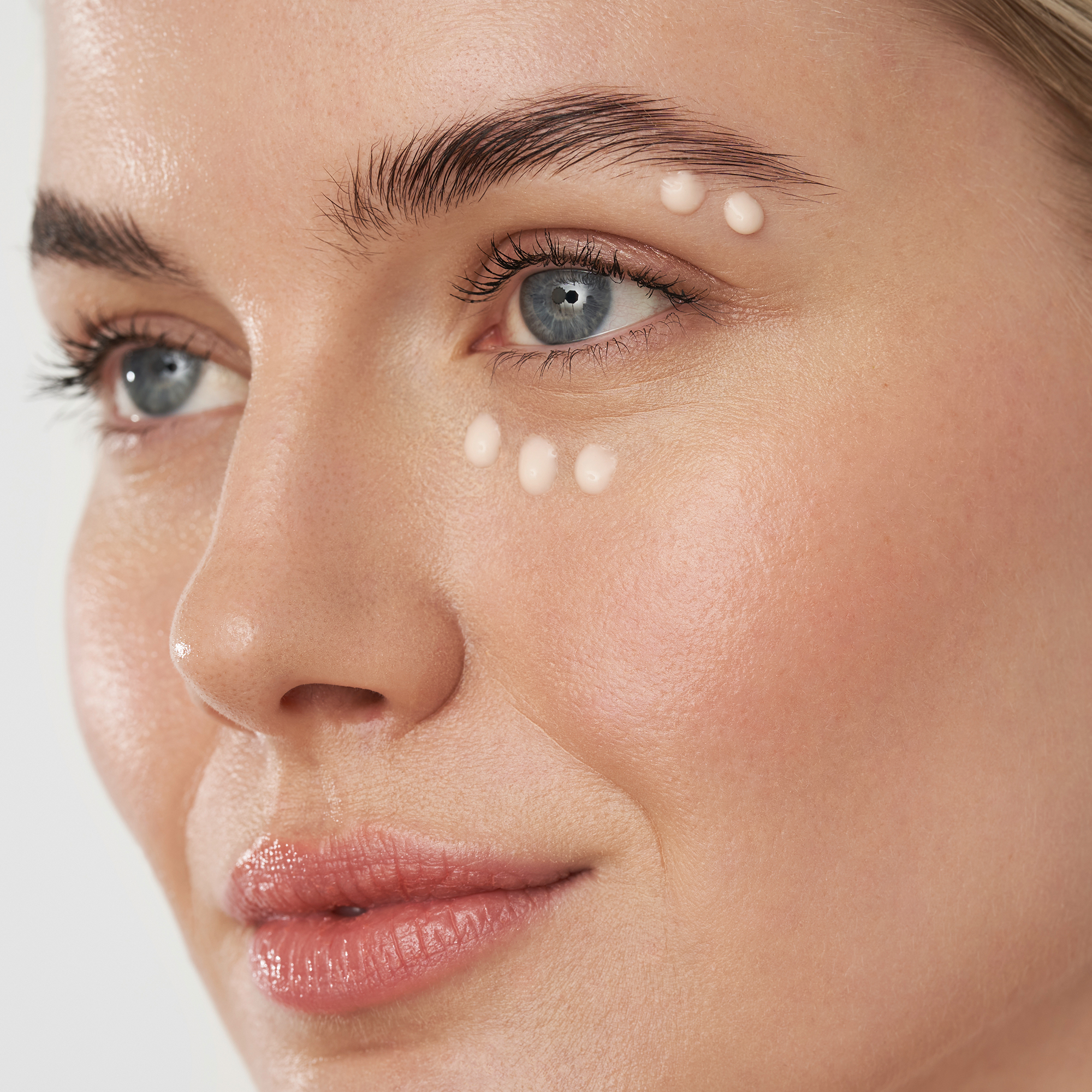 Rose Nature COOLING SPA EYE CREAM-GEL