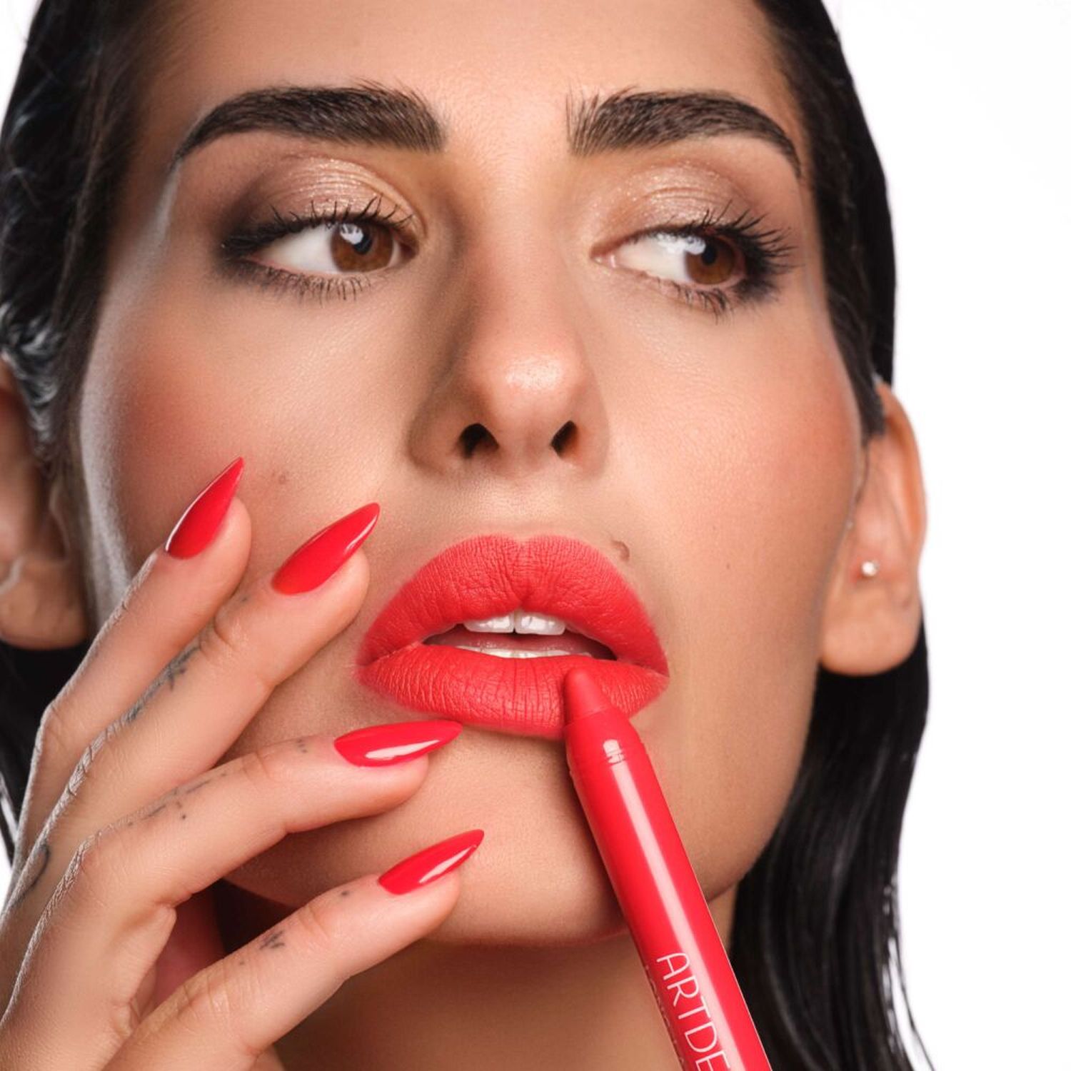 Long-Lasting Lip Color