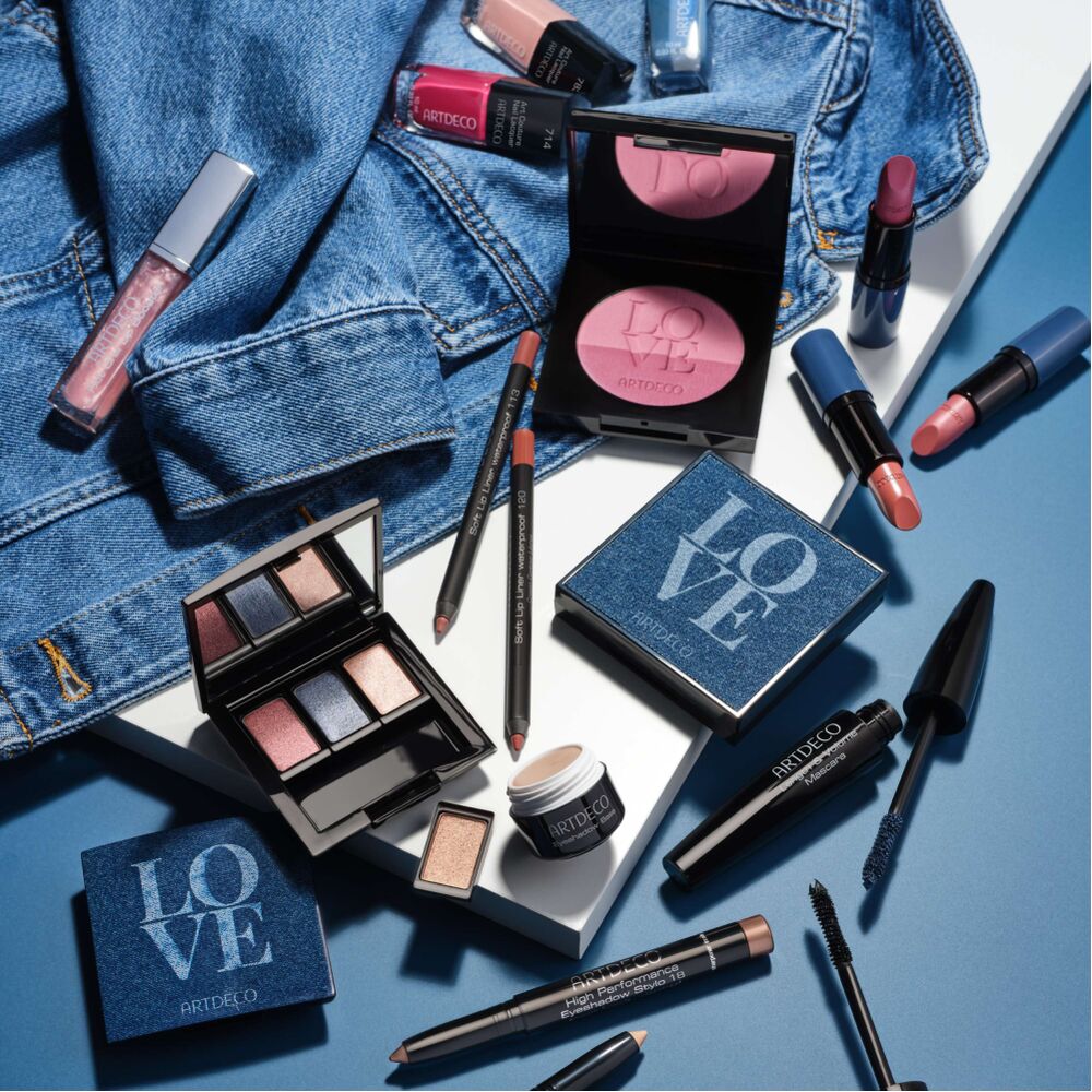 High Performance Eyeshadow Stylo
