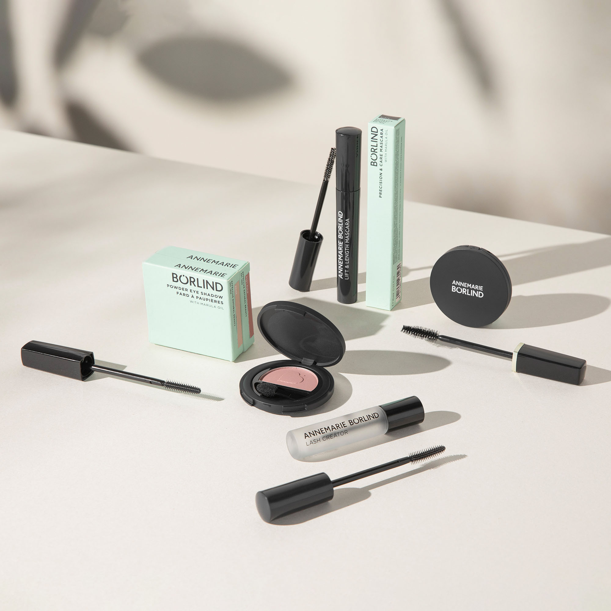 Precision & Care Mascara